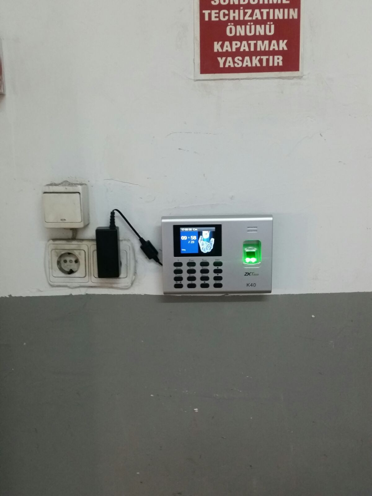 K40-ID Parmak İzi Okuyucu Montaj Görüntüleri